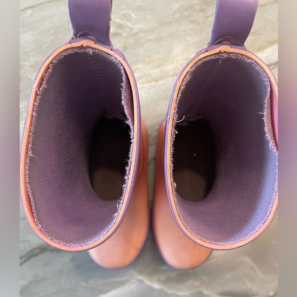 Harley Kids Rain Boots - used and well loved, but a lot of life left. Size 7 - Picture 3 of 6